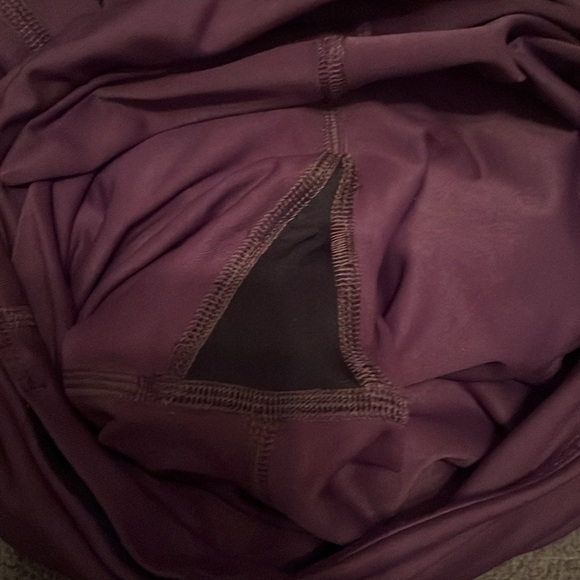 Nobull leggings 28’ - Picture 3 of 5